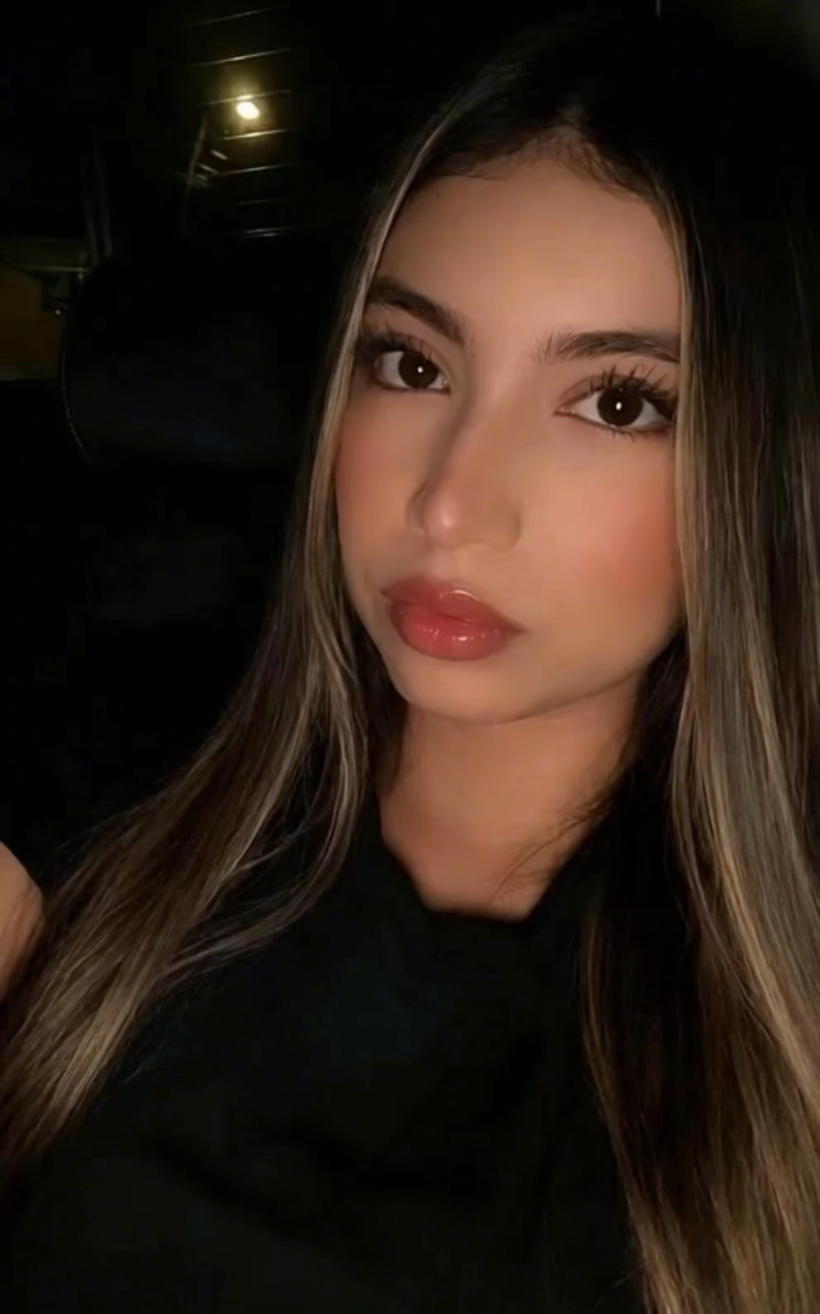 Chat with Star — single girl online